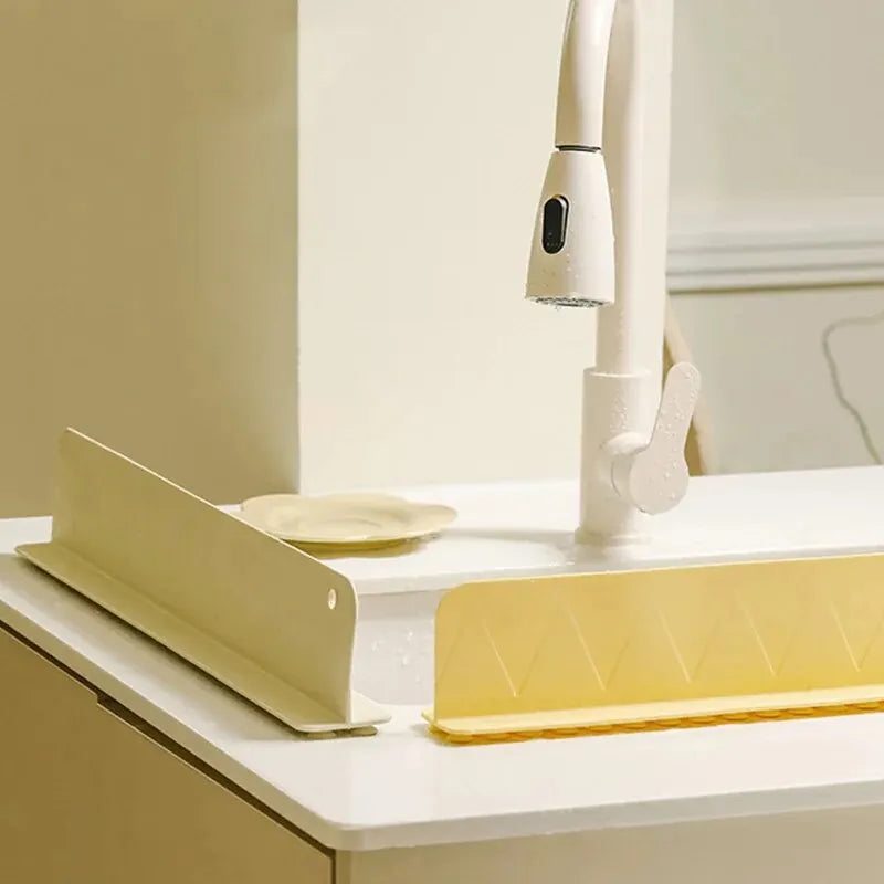 Silicone Sink Splash Guard with Suction - Protect Clothes from Water