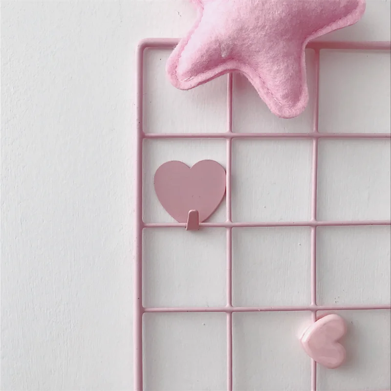 Heart Clip Wall Hooks – No-Drill Hanging Solution